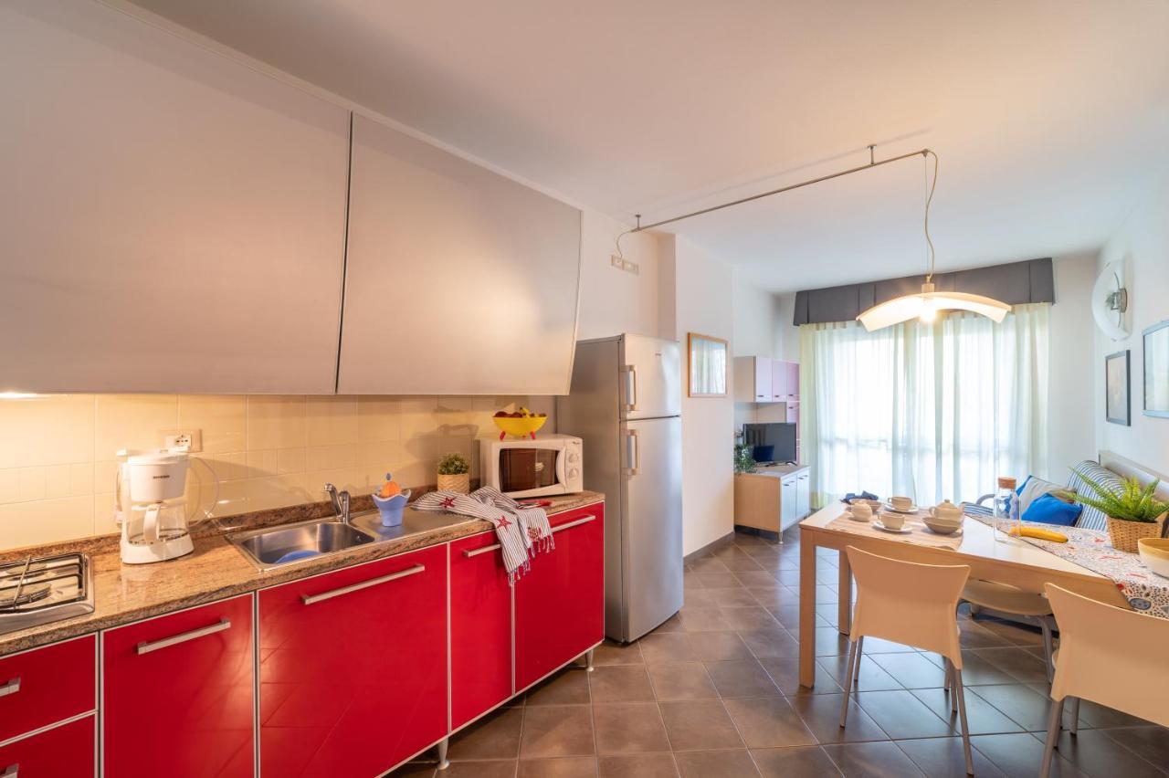 Residenza Al Parco Aparthotel Bibione Bagian luar foto